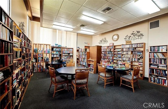 Detail Gallery Image 35 of 41 For 4095 Fruit St #328,  La Verne,  CA 91750 - 2 Beds | 2 Baths