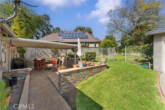 1194 Avoca Avenue, Pasadena CA: https://media.crmls.org/medias/c0d8942a-070c-4e24-971d-5cb09978b754.jpg