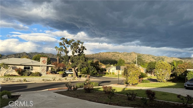 Detail Gallery Image 19 of 21 For 1336 E Dalton, Glendora,  CA 91741 - 3 Beds | 2 Baths