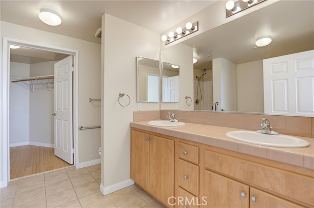 2742 Cabrillo Avenue, 212 photo 16