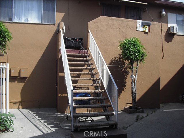 Image 6 of 18 For 5659 Quinn Street