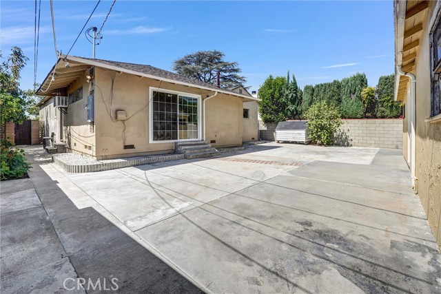 6626 Riverton Avenue photo 24