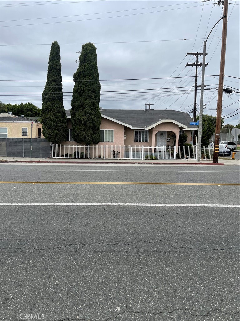 1861 Orange Avenue, Long Beach, CA 90806