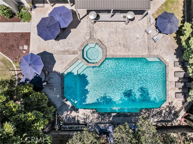 1656 Dunkirk Lane, Riverside CA: https://media.crmls.org/medias/c0dca7df-a777-4496-bdc9-8214ee5a6fee.jpg