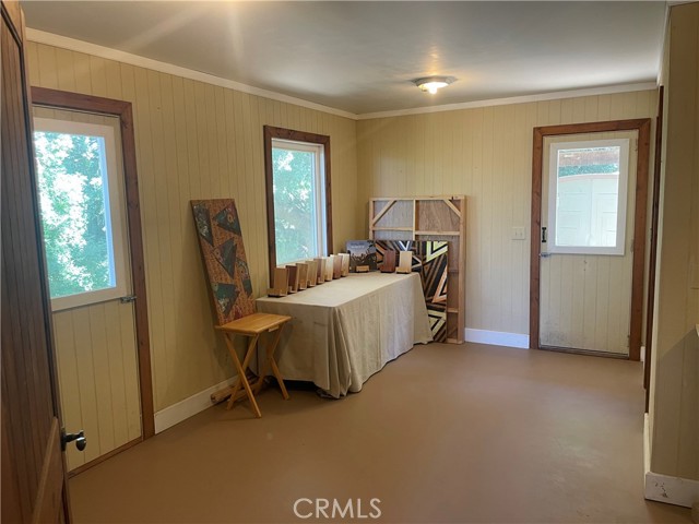 9 Maverick Lane, Rolling Hills CA: https://media.crmls.org/medias/c0dd22b4-823b-4ed3-80a9-62b8b5ecbfd6.jpg