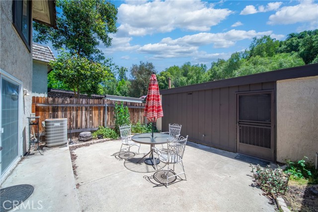 Detail Gallery Image 19 of 31 For 762 Smokewood Ln, San Dimas,  CA 91773 - 3 Beds | 2/1 Baths