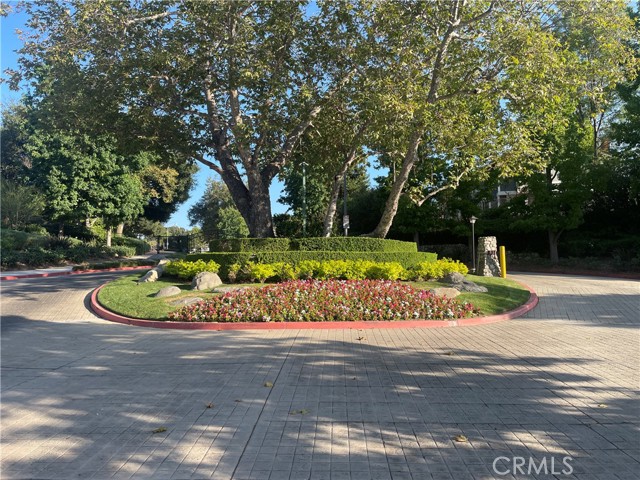 2963 Falconberg Drive, La Verne CA: https://media.crmls.org/medias/c0ddb0cc-14f6-473d-81c3-b4dfa0dd39cf.jpg