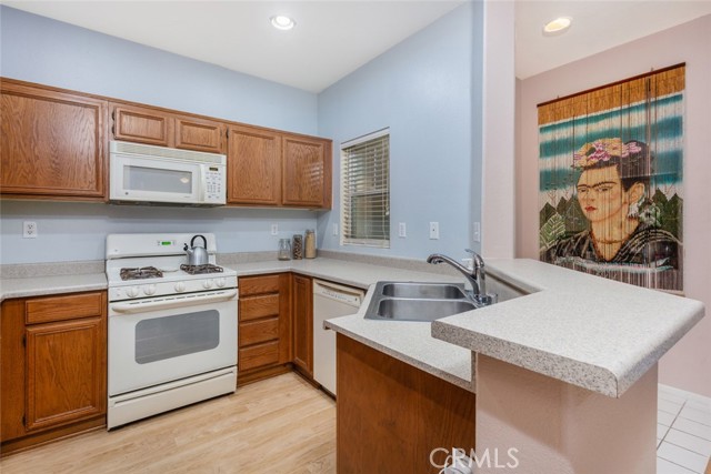 Detail Gallery Image 8 of 19 For 26438 Arboretum Way #2406,  Murrieta,  CA 92563 - 1 Beds | 1 Baths