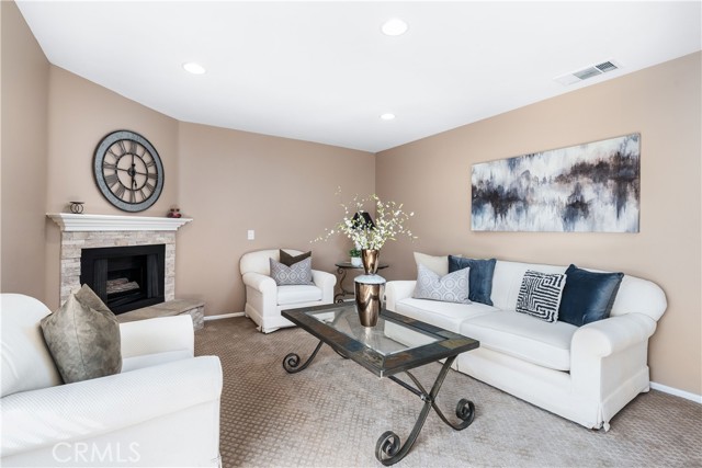 Detail Gallery Image 2 of 19 For 2891 Canyon Crest Dr #59,  Riverside,  CA 92507 - 1 Beds | 1 Baths