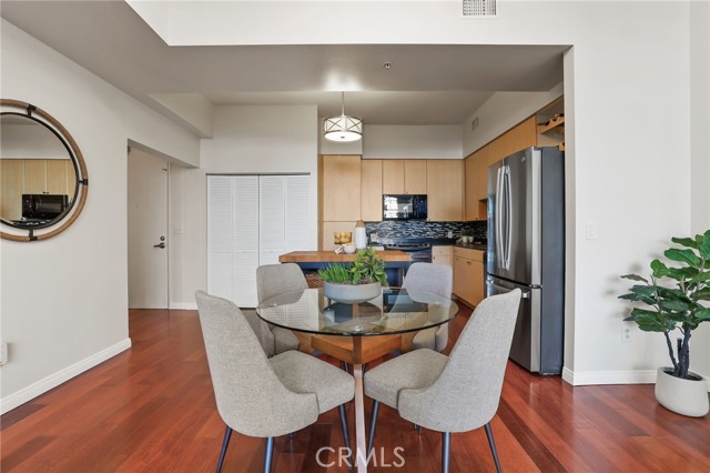 Detail Gallery Image 10 of 47 For 388 E Ocean Bld #305,  Long Beach,  CA 90802 - 2 Beds | 2 Baths