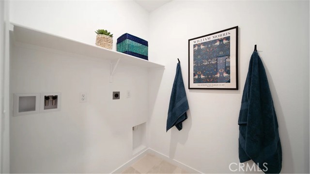 3192 Homestead Paseo, Ontario CA: https://media.crmls.org/medias/c0dfba6a-9be4-4926-9fe6-51d6b9aab39c.jpg