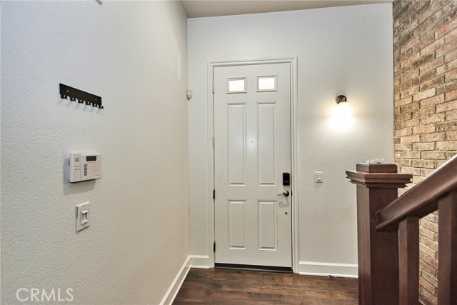 Detail Gallery Image 2 of 15 For 15 Vantis Dr, Aliso Viejo,  CA 92656 - 2 Beds | 2/2 Baths