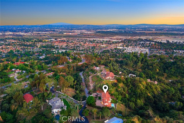 255 El Cielo Lane, Bradbury CA: https://media.crmls.org/medias/c0e20e50-6670-4833-8ef6-542849f3915b.jpg