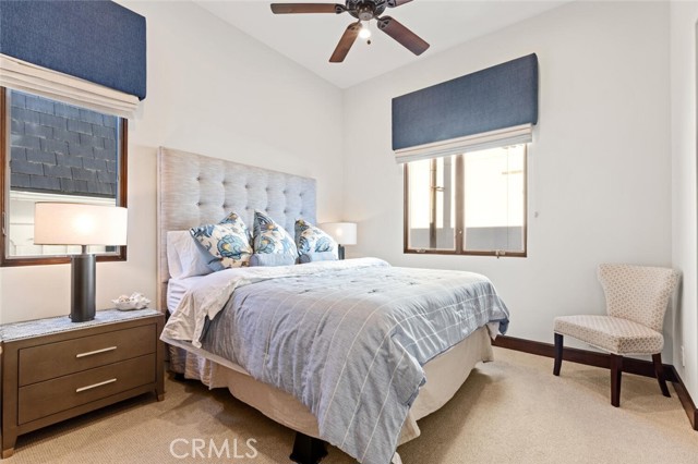 310 E Oceanfront, Newport Beach CA: https://media.crmls.org/medias/c0e2738a-9c1e-4467-861e-4d095a6e70ab.jpg