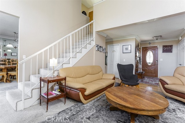 Detail Gallery Image 4 of 26 For 18571 Glenview Ct, Tehachapi,  CA 93561 - 3 Beds | 3/1 Baths