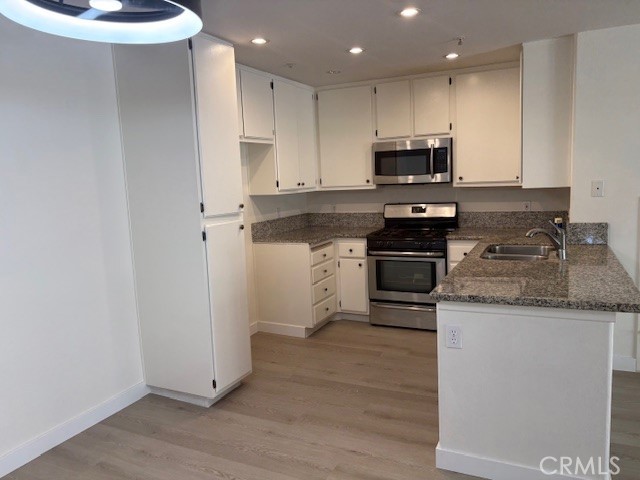 Detail Gallery Image 8 of 30 For 13133 Le Parc Bld #806,  Chino Hills,  CA 91709 - 2 Beds | 2 Baths