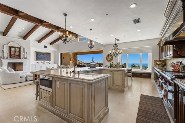 35 Shoreline Drive, Dana Point CA: https://media.crmls.org/medias/c0e4fd58-709b-4ef1-9671-a4471ad67358.jpg