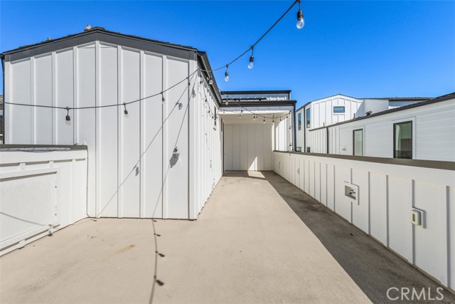 515 1/2 Jasmine, Corona del Mar CA: https://media.crmls.org/medias/c0e65d22-80d2-4826-859c-3aa54cde53b6.jpg