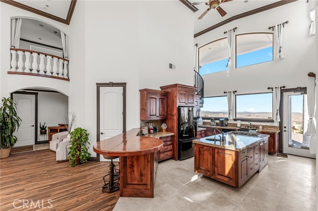 Detail Gallery Image 12 of 58 For 8022 Wesley, Joshua Tree,  CA 92252 - 5 Beds | 4/1 Baths