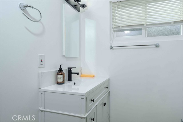 Detail Gallery Image 13 of 17 For 1316 W Valencia, Fullerton,  CA 92833 - 1 Beds | 1 Baths