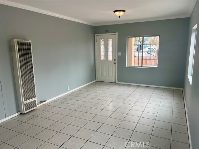 Detail Gallery Image 4 of 16 For 837 S Philadelphia St, Anaheim,  CA 92805 - 3 Beds | 1 Baths