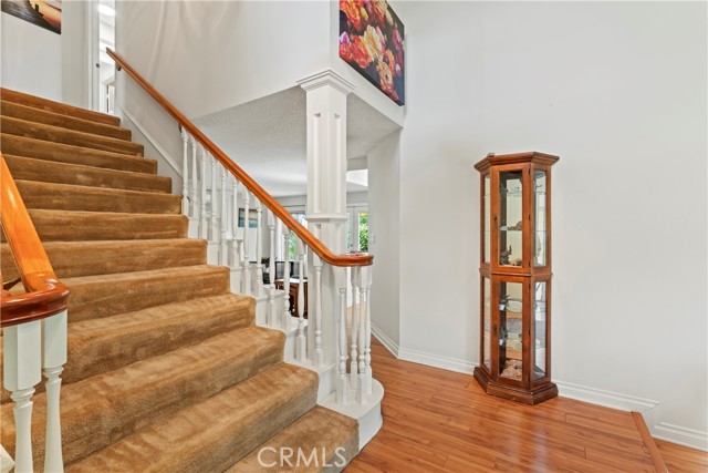 Foyer/staircase