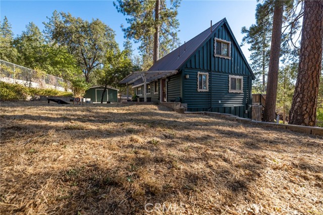 Detail Gallery Image 11 of 48 For 43207 West Sugar Pine Dr, Oakhurst,  CA 93644 - 2 Beds | 1 Baths