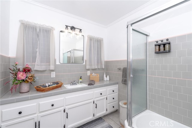 Image 12 of 41 For 188 Sunkist  