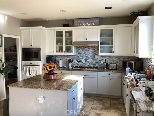 29246 Loden Circle, Menifee CA: https://media.crmls.org/medias/c0eb1efd-153e-4272-bd16-03c66d614fca.jpg