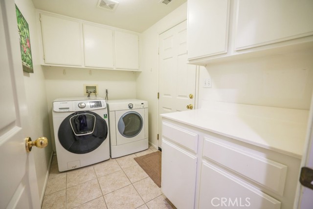 Detail Gallery Image 17 of 41 For 19391 De Marco, Riverside,  CA 92508 - 5 Beds | 3 Baths