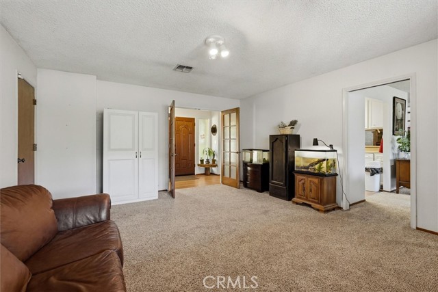 Detail Gallery Image 5 of 34 For 40888 Goldside, Oakhurst,  CA 93644 - 3 Beds | 2 Baths