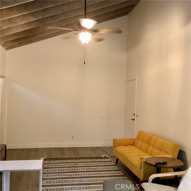 23531 Avenida La Caza, Coto de Caza CA: https://media.crmls.org/medias/c0ecd381-c168-460b-a972-a02f74d93bdf.jpg