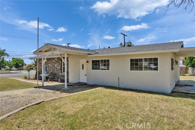 6910 Carnelian Street, Rancho Cucamonga CA: https://media.crmls.org/medias/c0edbc5b-9e6b-4f57-8823-2c4f030710e8.jpg
