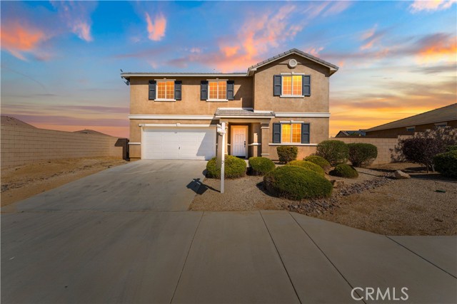 Detail Gallery Image 1 of 43 For 42570 72nd St, Lancaster,  CA 93536 - 4 Beds | 2/1 Baths