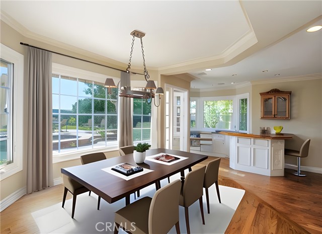 Kitchen eating area
(virtually staged)