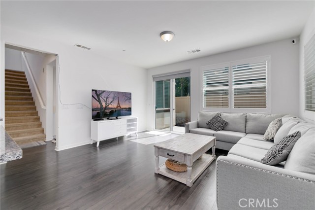 13855 Clearwater Avenue, Chino CA: https://media.crmls.org/medias/c0eee5ef-966c-4e22-b955-9fc5c92229df.jpg