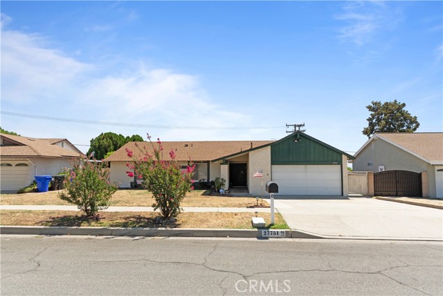 Detail Gallery Image 1 of 1 For 27751 Rainbow Ln, Highland,  CA 92346 - 4 Beds | 2 Baths