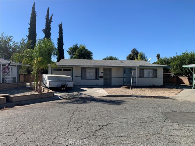 Detail Gallery Image 1 of 17 For 160 Mary Ln, Hemet,  CA 92543 - 2 Beds | 2 Baths