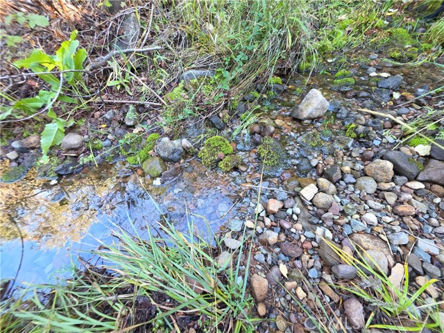 Detail Gallery Image 4 of 22 For 0 Muledeer Rd., Weed,  CA 96094 - – Beds | – Baths