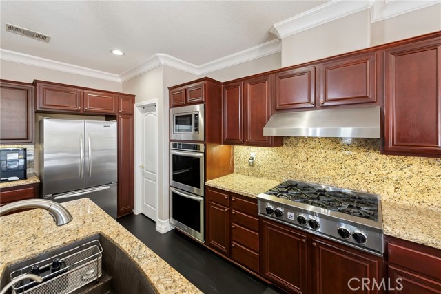 16767 Eagle Peak Road, Riverside CA: https://media.crmls.org/medias/c0f12afb-3951-410c-a8e8-951b2ca0f920.jpg