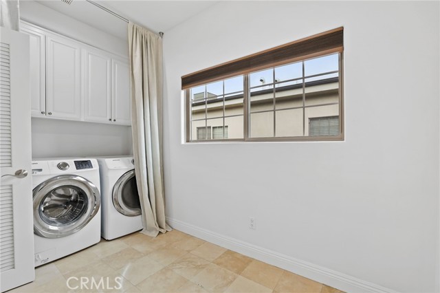 Detail Gallery Image 27 of 31 For 3501 Tilden Ave #8,  Los Angeles,  CA 90034 - 3 Beds | 3/1 Baths