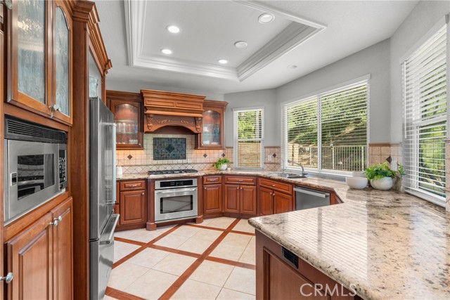 Detail Gallery Image 11 of 58 For 20776 Shadow Rock, Trabuco Canyon,  CA 92679 - 5 Beds | 3 Baths