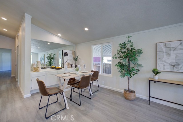 37 Via Santa Barbara, Paso Robles CA: https://media.crmls.org/medias/c0f3f1c5-e6c6-488e-9411-1051fa649ddc.jpg