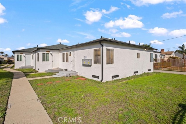 Detail Gallery Image 1 of 9 For 1525 W 105th St, Los Angeles,  CA 90047 - – Beds | – Baths