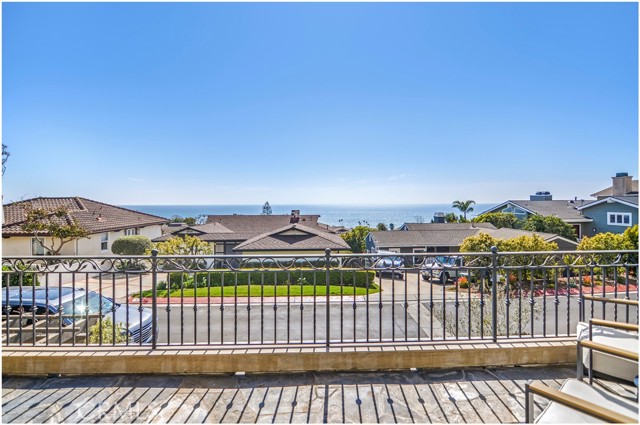 Detail Gallery Image 46 of 75 For 3 N Stonington Rd, Laguna Beach,  CA 92651 - 3 Beds | 2/1 Baths