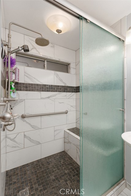 25047 Parkcrest Drive, Murrieta CA: https://media.crmls.org/medias/c0f45174-8e90-4446-83aa-eab15f23f2d6.jpg
