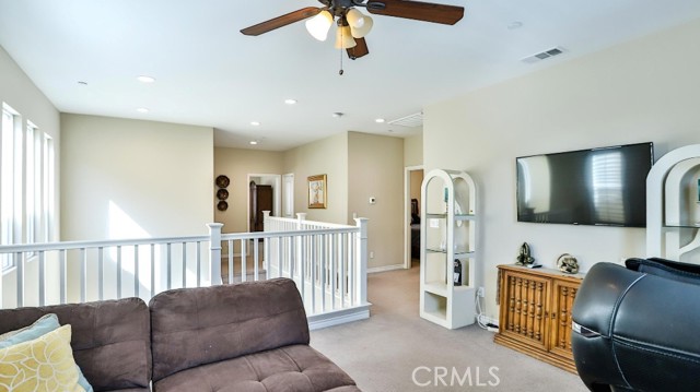 Detail Gallery Image 24 of 45 For 4693 Holly Ave, Long Beach,  CA 90805 - 3 Beds | 2/1 Baths