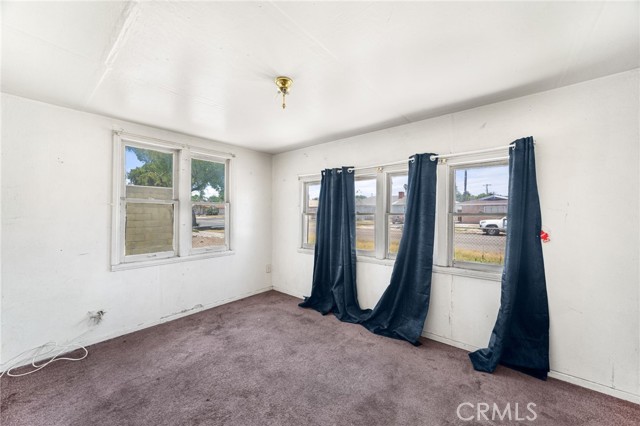 Detail Gallery Image 7 of 32 For 9804 Palmetto Ave, Fontana,  CA 92335 - 2 Beds | 1 Baths