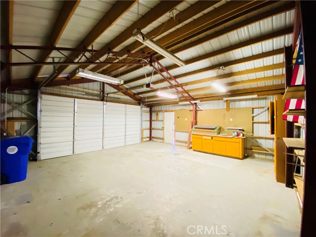 56476 Desert Gold Drive, Yucca Valley CA: https://media.crmls.org/medias/c0f62aac-5b33-4566-8870-64f55fc976f2.jpg