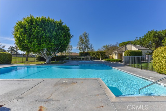 Detail Gallery Image 40 of 44 For 75 Firwood, Irvine,  CA 92604 - 3 Beds | 2 Baths